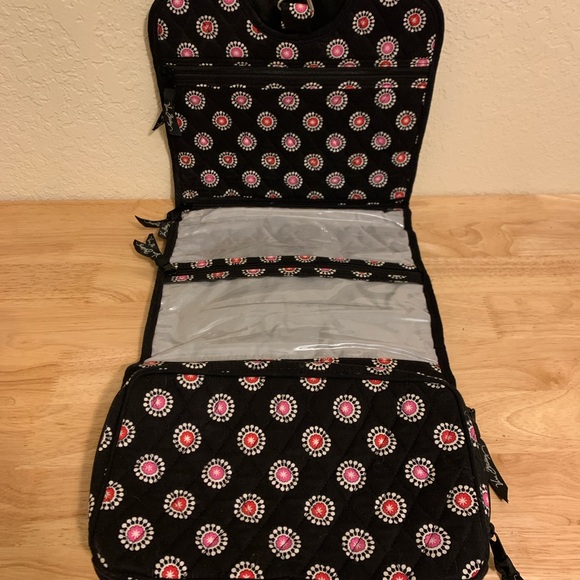 VERA BRADLEY Hanging Organizer Travel Cosmetic Case - Parisian Pom Pom - Picture 4 of 8